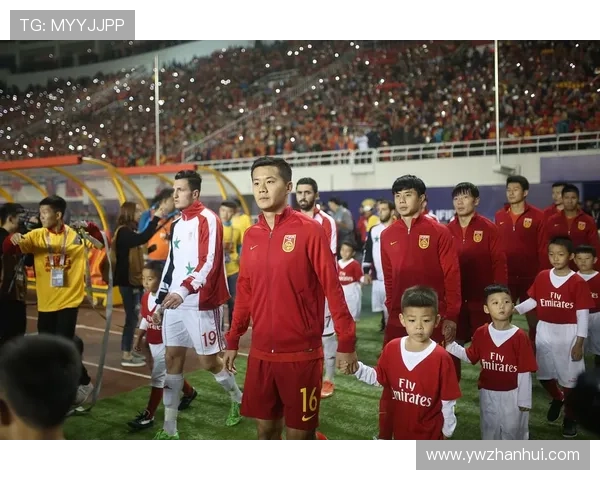 世界杯预选赛中国队迎战强敌,年轻球员表现亮眼备战未来赛事 世界杯预选赛中国队迎战强敌,年轻球员表现亮眼备战未来赛事