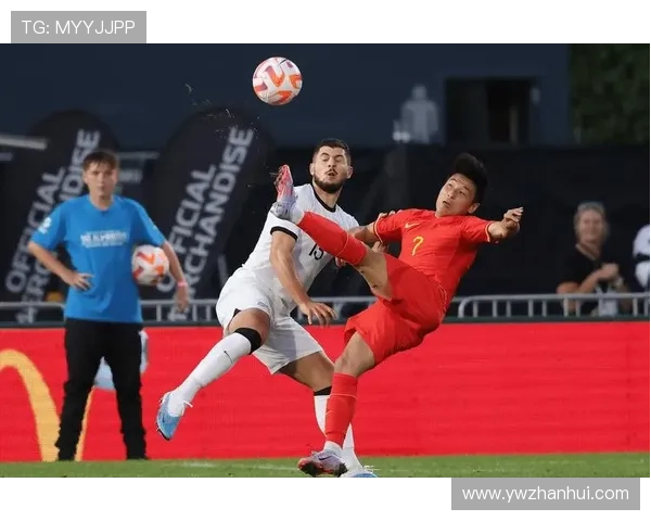 国足鏖战九十分钟顽强逼平劲敌展现出新时代中国足球的拼搏精神 国足鏖战九十分钟顽强逼平劲敌展现出新时代中国足球的拼搏精神