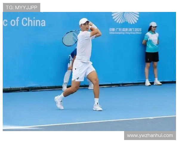 网球赛季激战正酣 世界顶级选手争锋决赛争夺战即将上演 网球赛季激战正酣 世界顶级选手争锋决赛争夺战即将上演